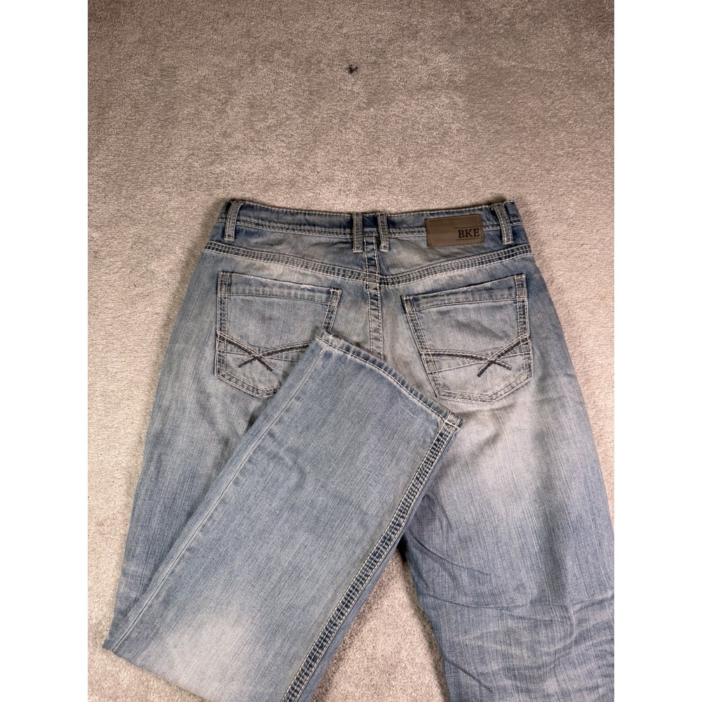 BKE Tyler Straight Leg Mens 32R Blue Medium Wash Stretch Denim Jeans Casual